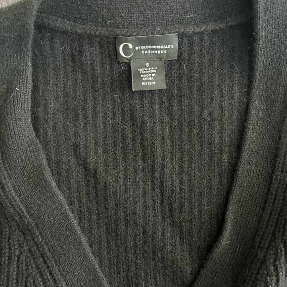 C by Bloomingdale's Ribbed Oversized Cashmere Cardigan - Black size Small - Picture 2 of 4
